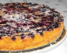 Пирог с черной смородиной